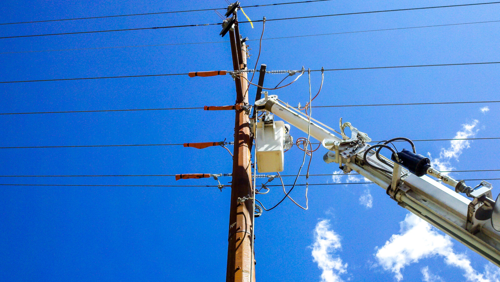 Transmission Construction | High-Voltage Powerlines